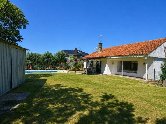 Casa chalet en Venta en El Bosque
