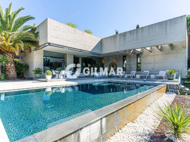 Casa chalet en Venta en El Bosque