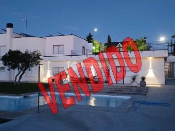 Casa chalet en Venta en El Bosque