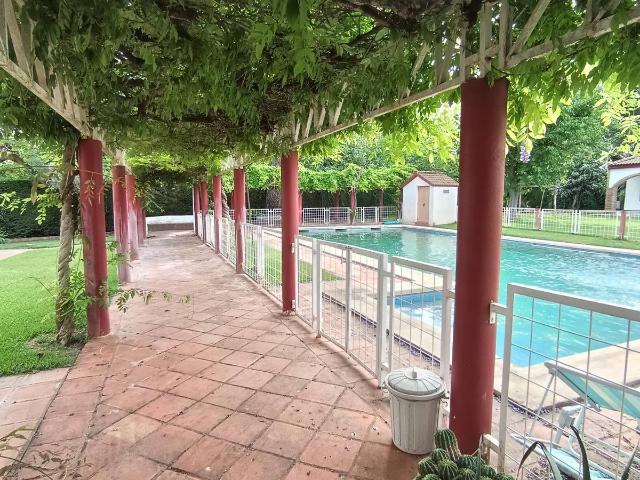 Casa chalet en Venta en El Brillante El Naranjo El Tablero