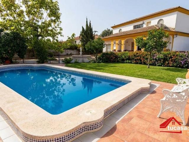 Casa chalet en Venta en El Brillante El Naranjo El Tablero