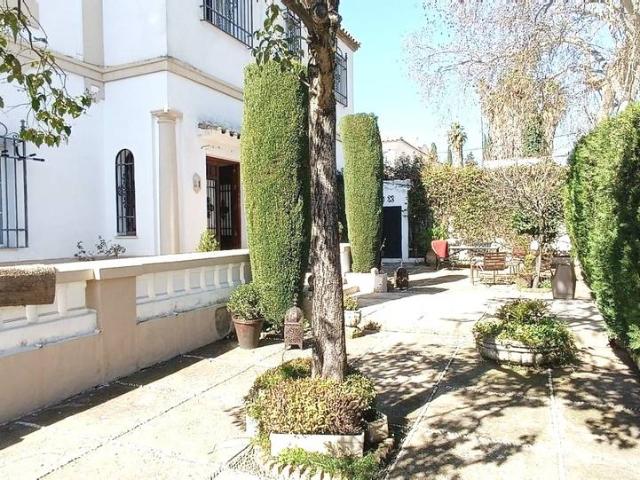 Casa chalet en Venta en El Brillante El Naranjo El Tablero