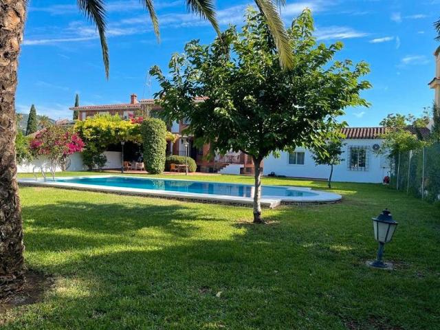 Casa chalet en Venta en El Brillante El Naranjo El Tablero
