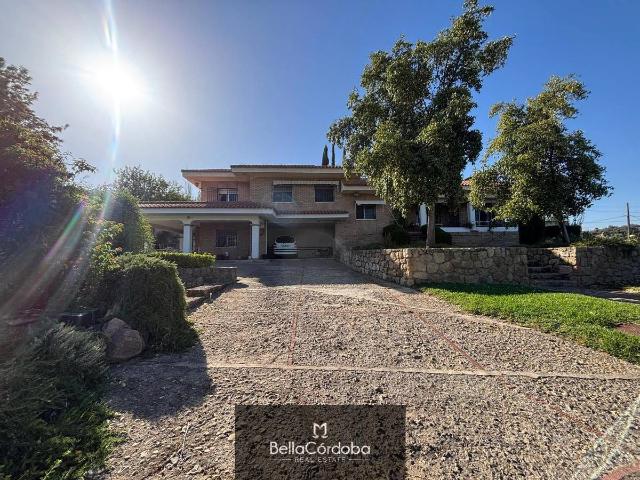 Casa chalet en Venta en El Brillante El Naranjo El Tablero