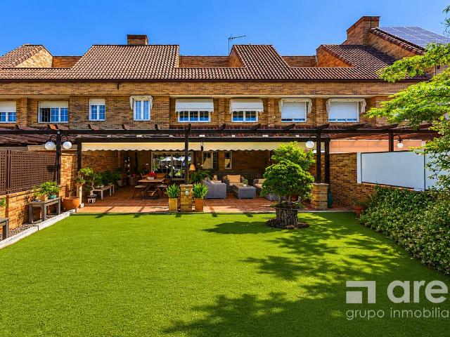 Casa chalet en Venta en El Burgo