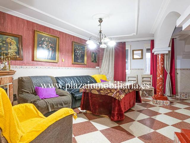 Casa chalet en Venta en El Carmen La Barrera