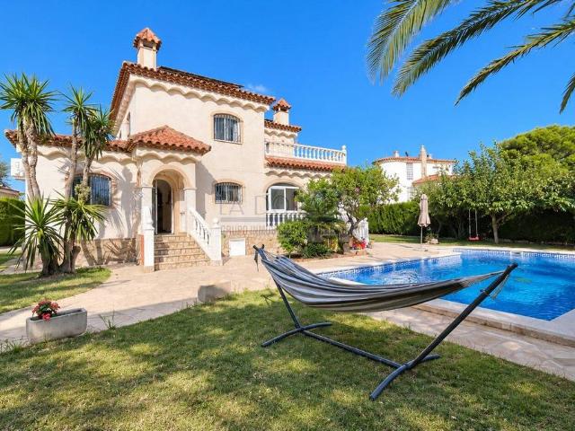 Casa chalet en Venta en Platja de Mont roig