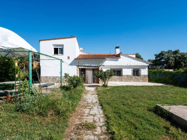 Casa chalet en Venta en El Casar de Escalona