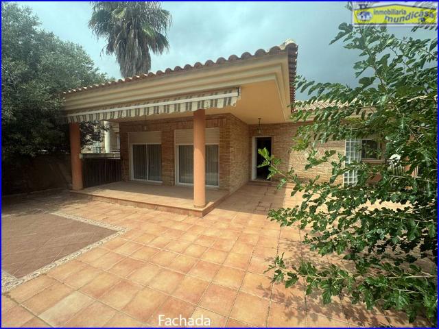 Casa chalet en Venta en El Esparragal