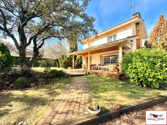 Casa chalet en Venta en El Guijo Colonia España