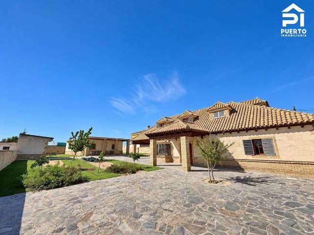 Casa chalet en Venta en El Juncal Vallealto