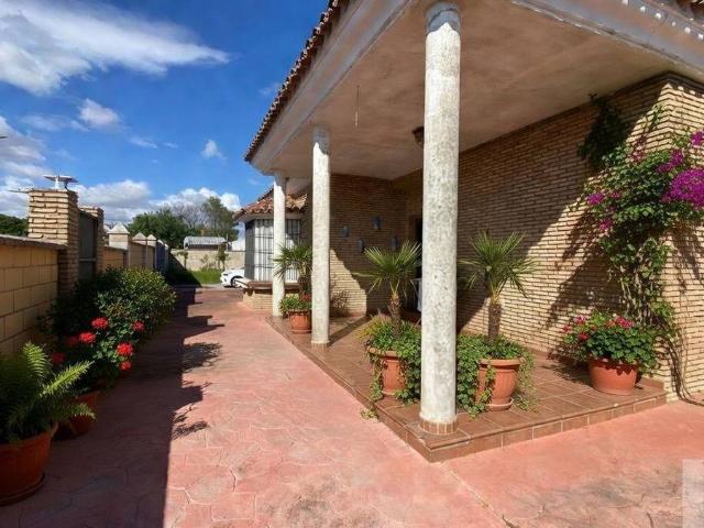Casa chalet en Venta en El Juncal Vallealto