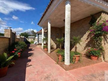 Casa chalet en Venta en El Juncal Vallealto
