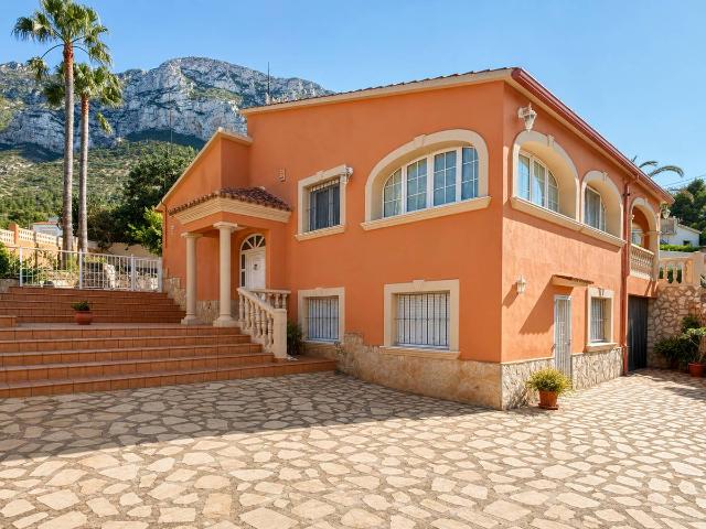 Casa chalet en Venta en El Montgó