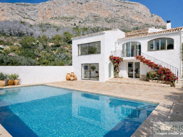 Casa chalet en Venta en El Montgó