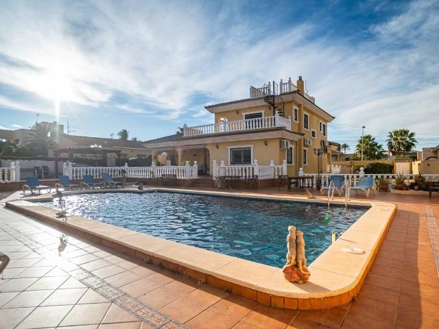 Casa chalet en Venta en El Molino