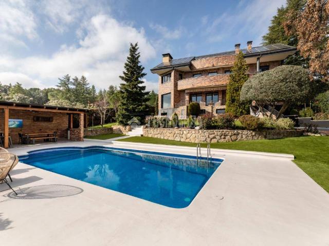 Casa chalet en Venta en El Peñalar Arroyo de Trofas Montealegre