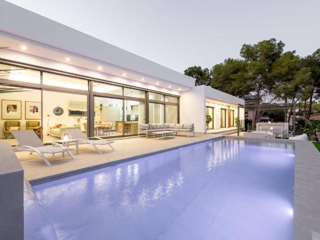 Casa chalet en Venta en El Pinar de Campoverde