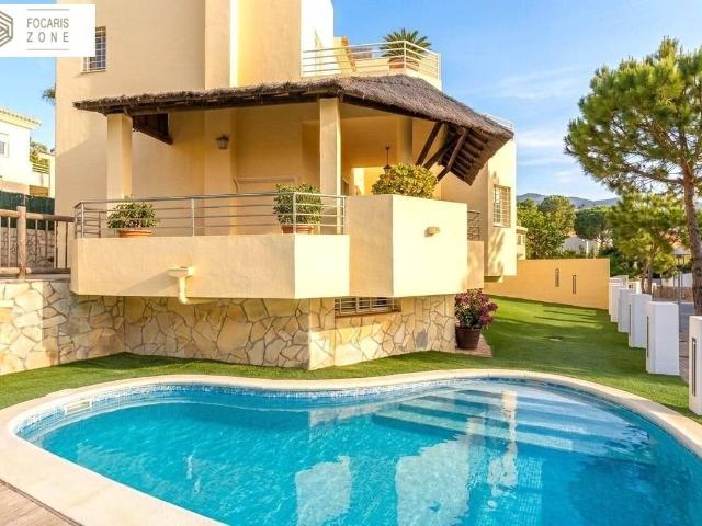 Casa chalet en Venta en El Pinar Palacio de Congresos