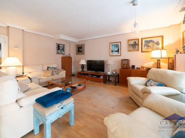 Casa chalet en Venta en El Pinar Punta Galea