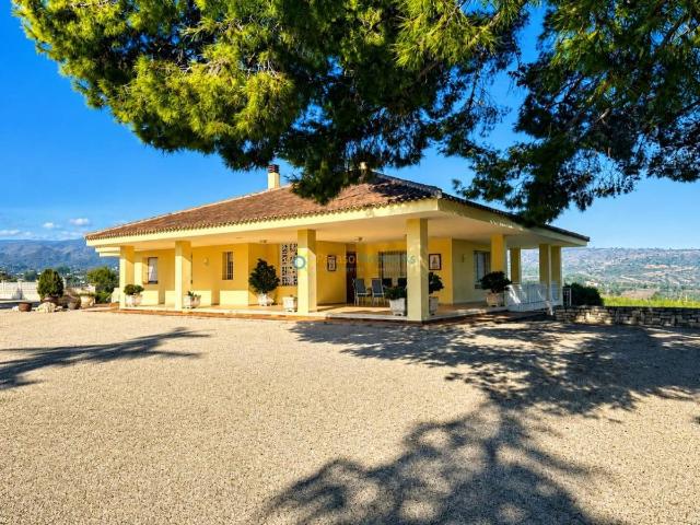 Casa chalet en Venta en El Pilar