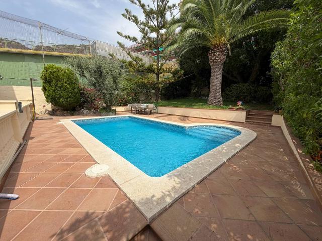 Casa chalet en Venta en El Poal