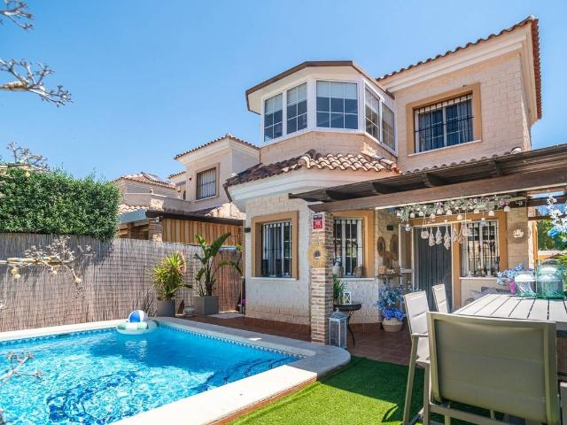Casa chalet en Venta en El Raso