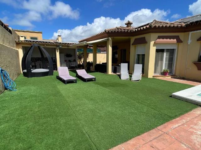 Casa chalet en Venta en El Rinconcillo