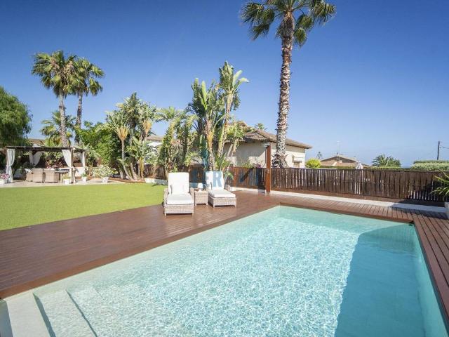 Casa chalet en Venta en Els Masos Els Garrofers
