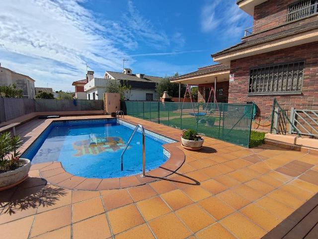 Casa chalet en Venta en Els Masos Els Garrofers