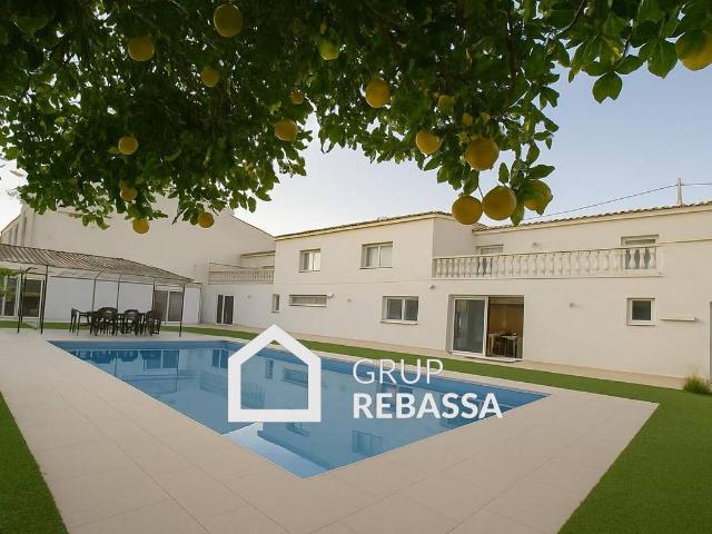 Casa chalet en Venta en Els pla de na Tesa