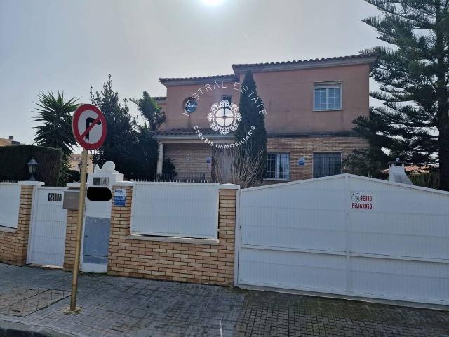 Casa chalet en Venta en Els Tallats Mas Olivé