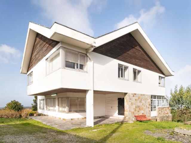 Casa chalet en Venta en Elviña A Zapateira