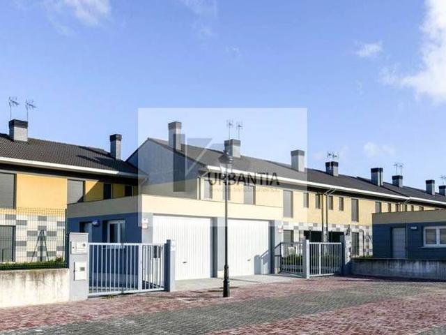 Casa chalet en Venta en Enériz / Eneritz
