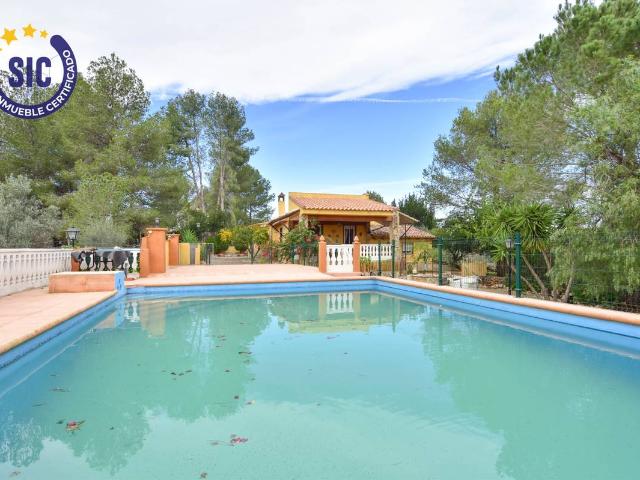 Casa chalet en Venta en Enguera