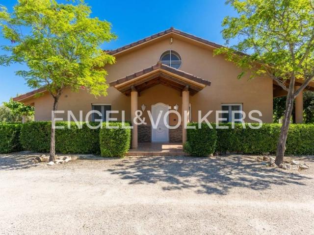 Casa chalet en Venta en Enguera