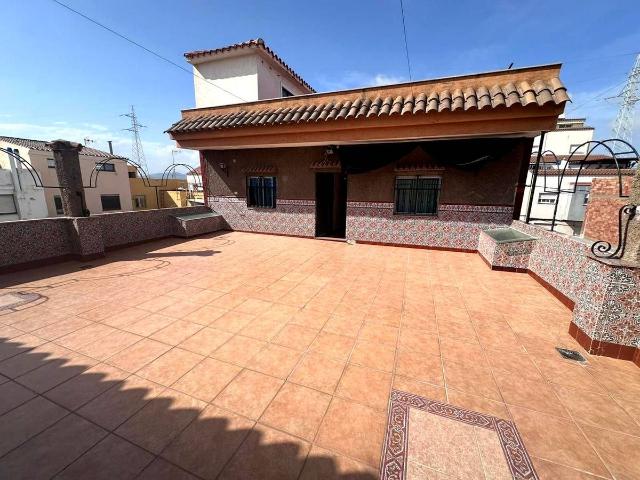 Casa chalet en Venta en Ensanche Parque Santa Rosa