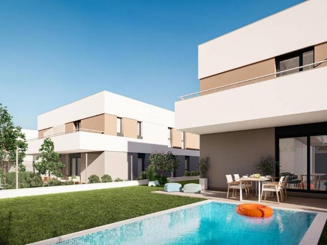 Casa chalet en Venta en Entrenúcleos