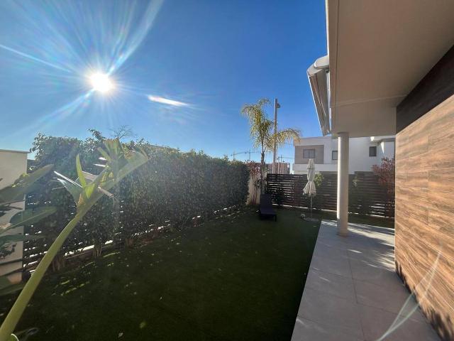 Casa chalet en Venta en Entrenúcleos