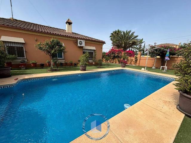 Casa chalet en Venta en Entrenúcleos