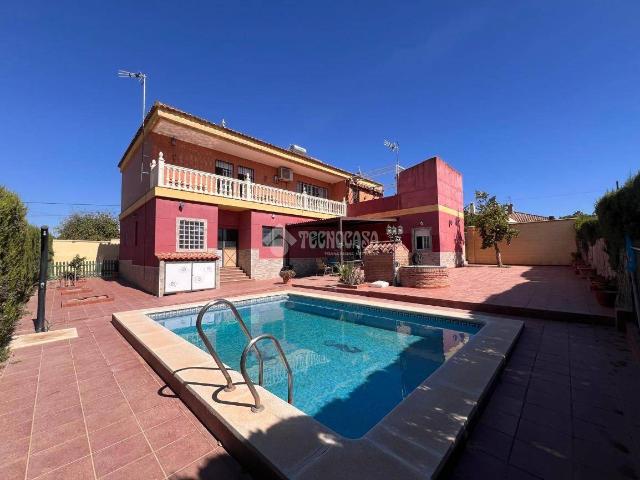 Casa chalet en Venta en Entrenúcleos