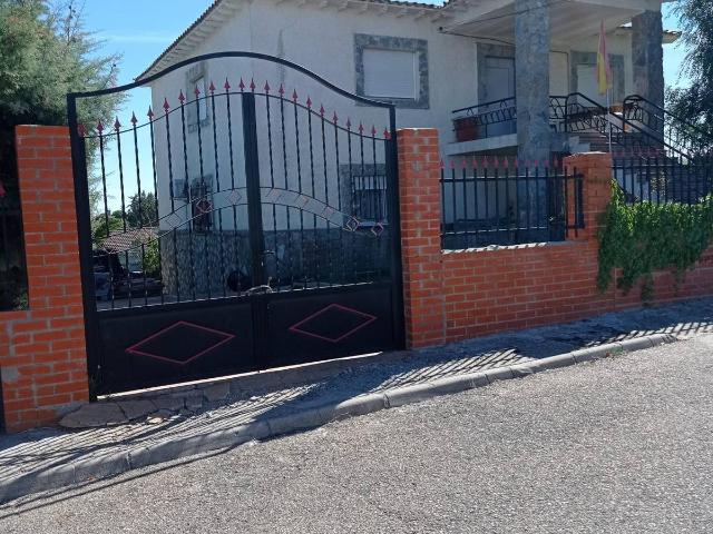 Casa chalet en Venta en Escalona