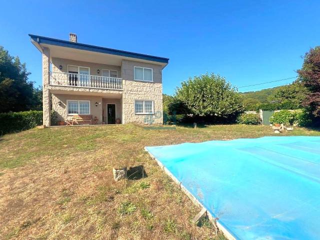 Casa chalet en Venta en Esgos