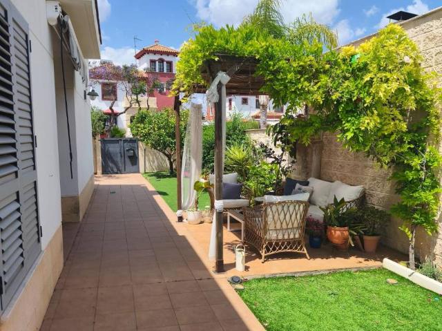 Casa chalet en Venta en Espartinas Pueblo