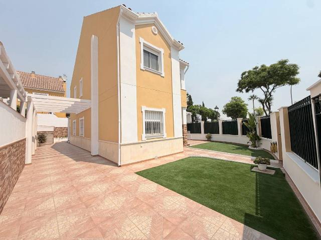 Casa chalet en Venta en Espartinas Pueblo