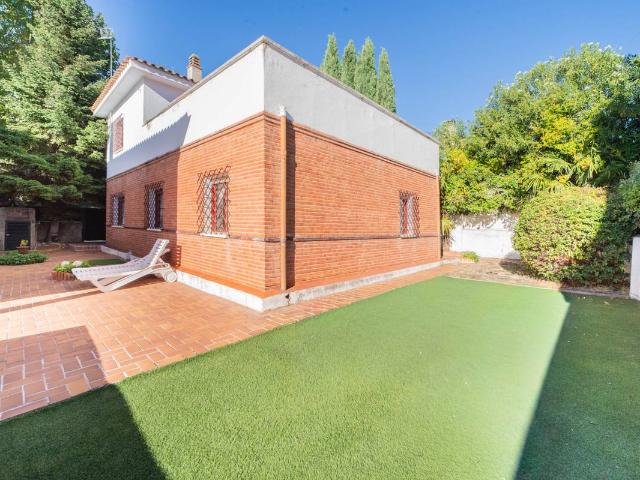 Casa chalet en Venta en Estación