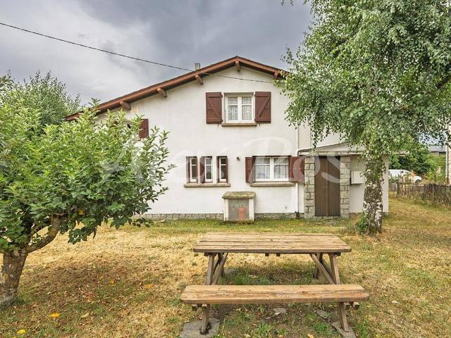 Casa chalet en Venta en Estavar