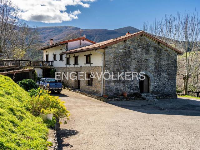 Casa chalet en Venta en Errezil
