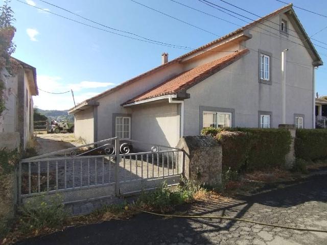 Casa chalet en Venta en Fene