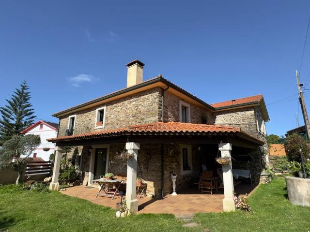Casa chalet en Venta en Fene